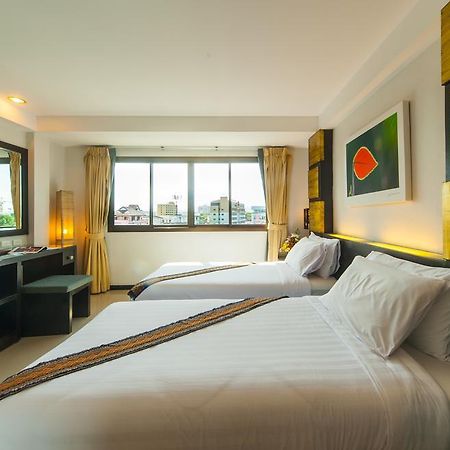 Crystal Inn Phuket Eksteriør billede