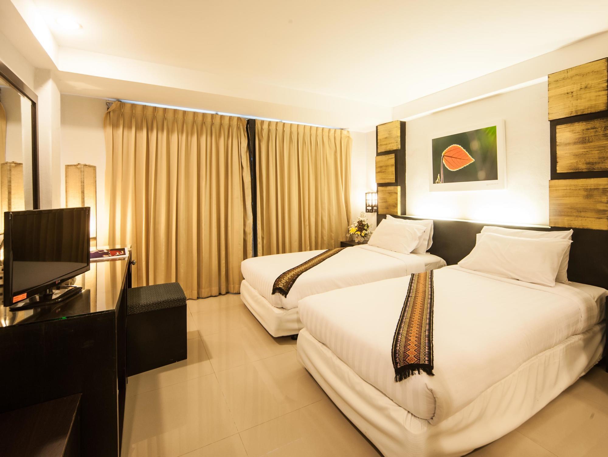 Crystal Inn Phuket Eksteriør billede