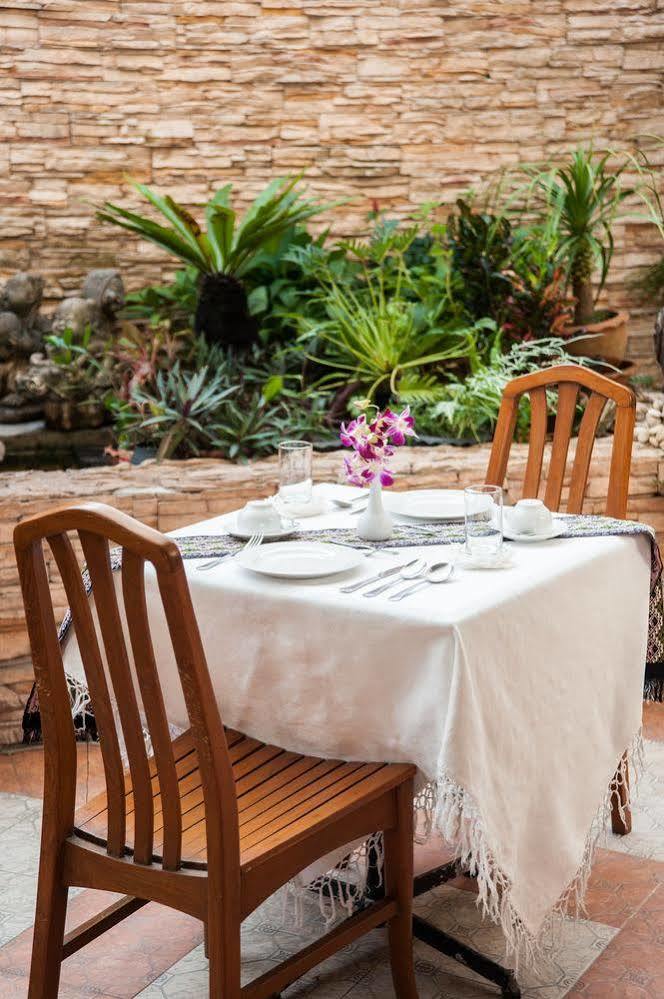 Crystal Inn Phuket Eksteriør billede